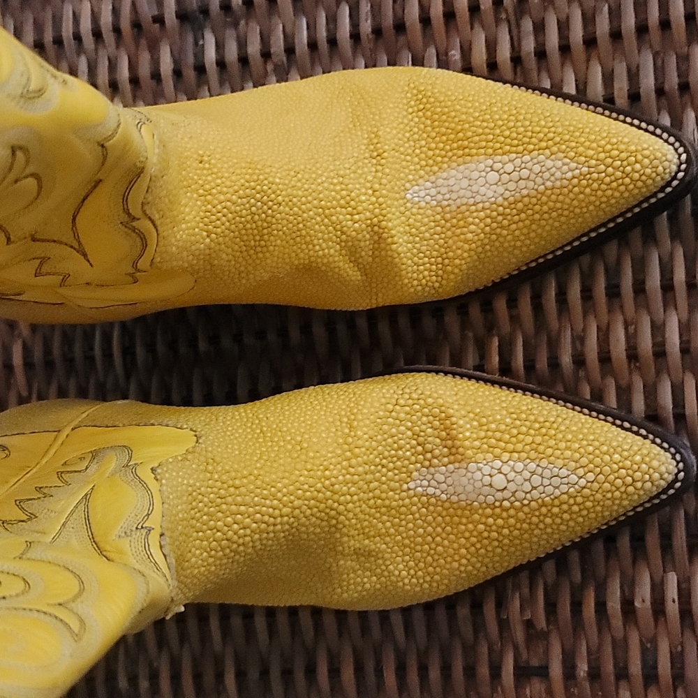 Yellow Stingray Boots in UK size 6.5/ 8.5 US Women